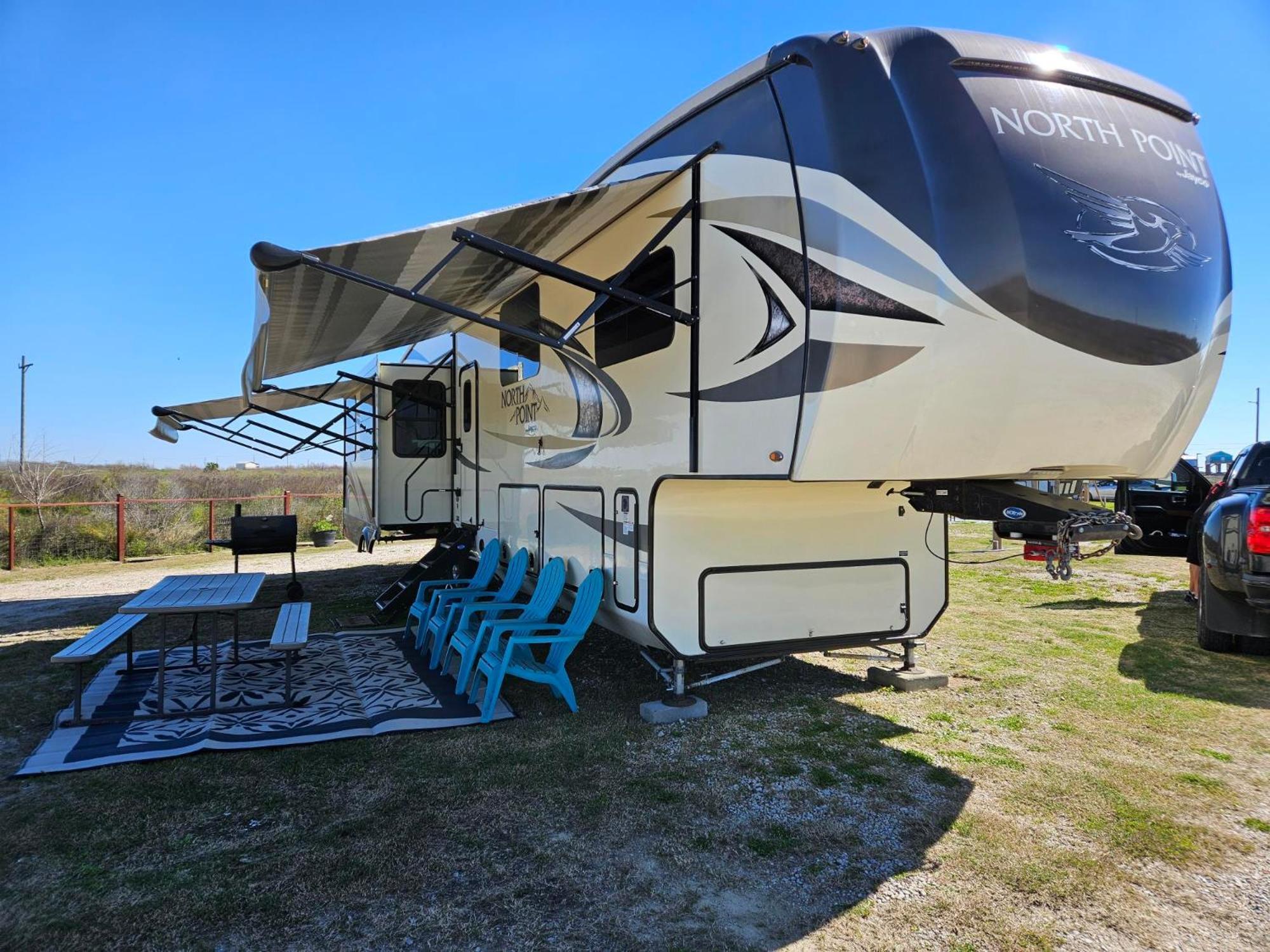 Hailey'S Beach-N-Bay Rv Resort Gilchrist Bagian luar foto