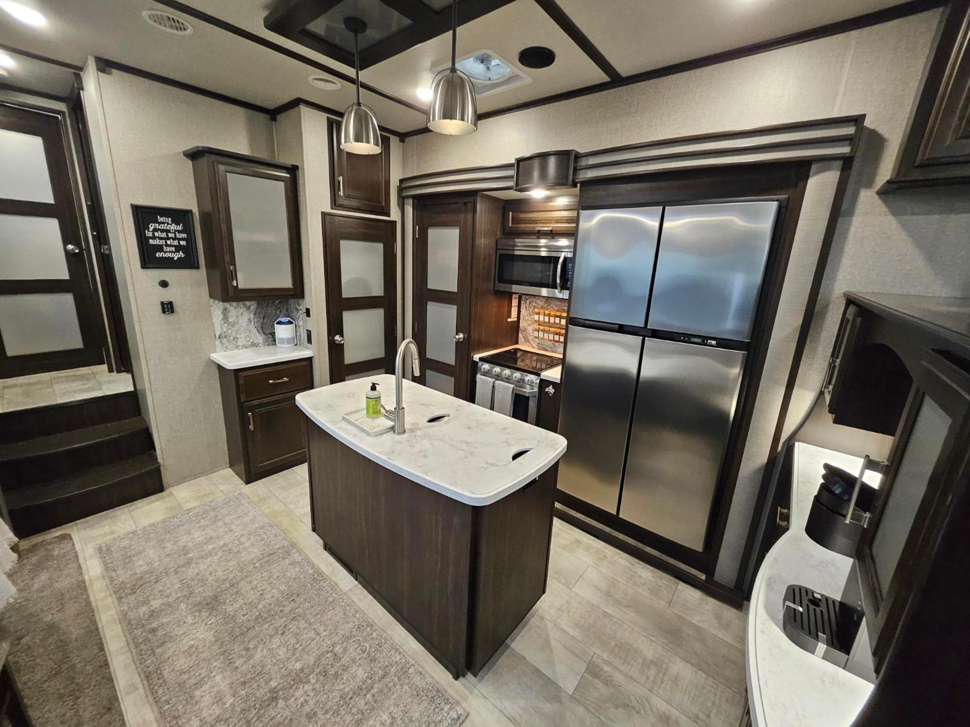 Hailey'S Beach-N-Bay Rv Resort Gilchrist Bagian luar foto