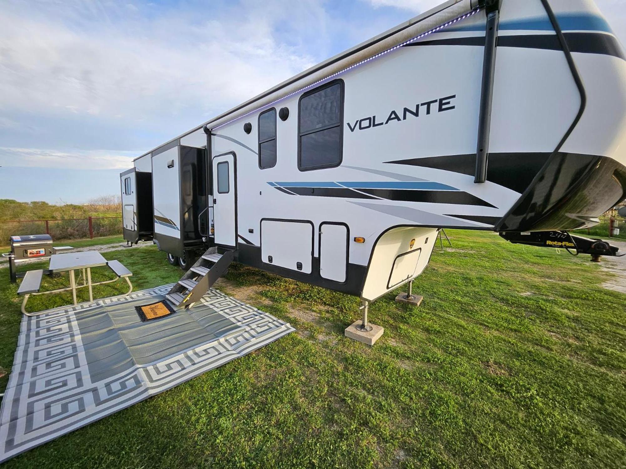 Hailey'S Beach-N-Bay Rv Resort Gilchrist Bagian luar foto